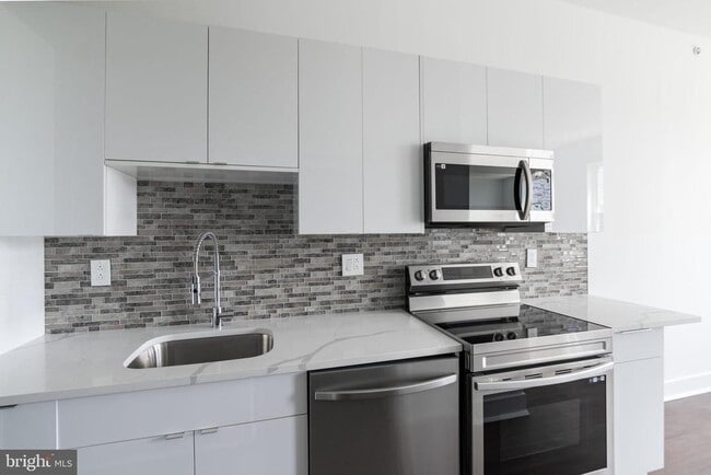 Foto del edificio - 813 N Broad St