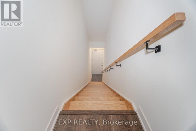Building Photo - 9-519 Steckley House Ln
