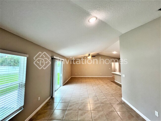 Foto del edificio - 2026 SW Beard St