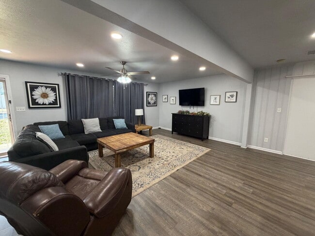 Foto del edificio - 3706 41st St