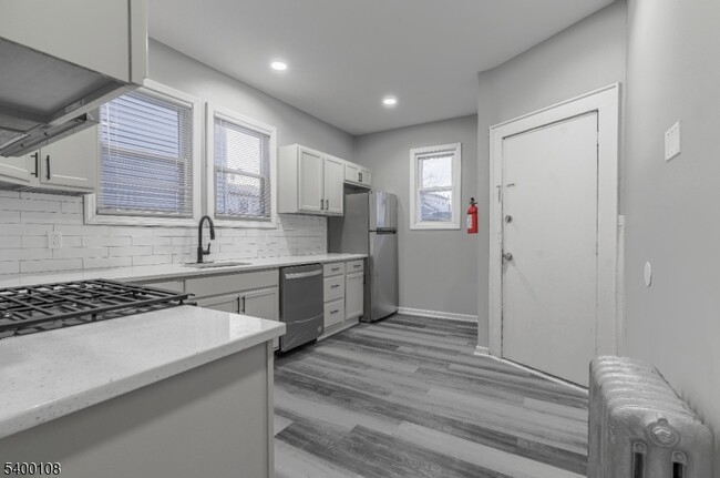 Foto del edificio - 89 Sheridan St