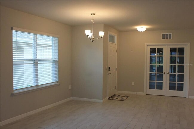 Building Photo - 16091 Bandermill Dr