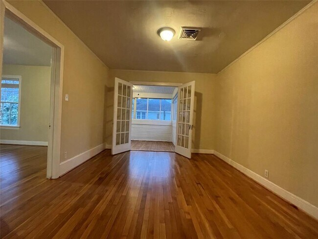 Foto del edificio - 1661 Hawthorne St