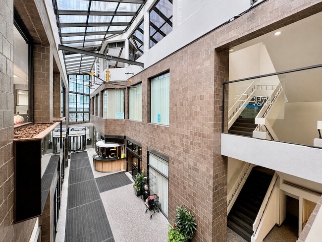 Building Photo - 405 N Wabash Ave