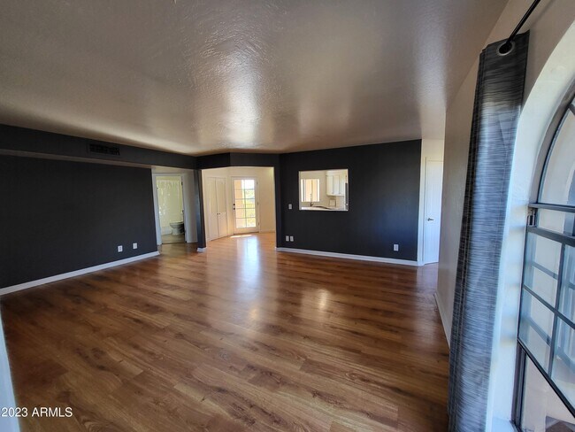 Building Photo - 13035 N 34th St