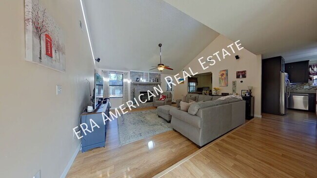 Foto del edificio - 1253 Whitewood Way