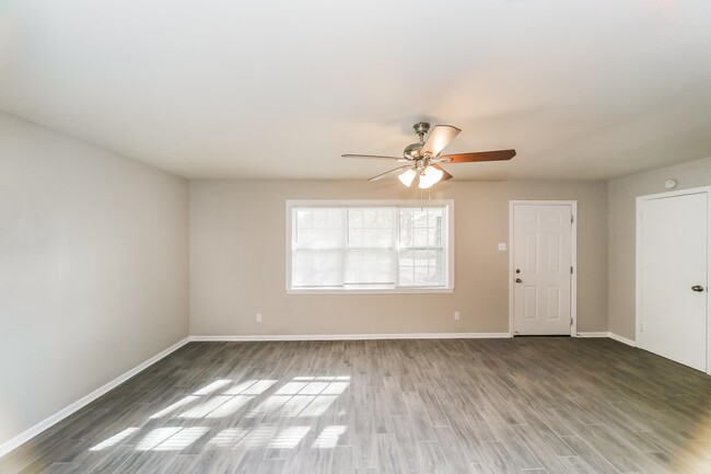 Foto del edificio - 2200 Point Church Ave