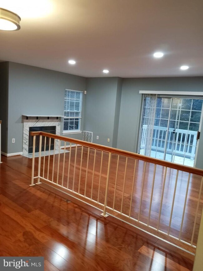 Building Photo - 4739 Ridgeline Terrace