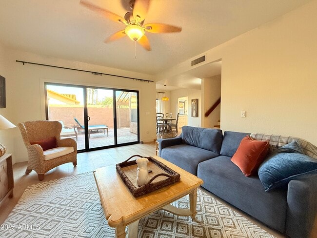 Foto del edificio - 5640 E Bell Rd