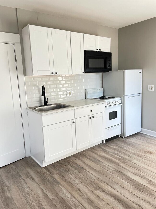 532 Miller Ave Unit 10, Trenton, NJ 08610 Apartments 532 Miller Ave