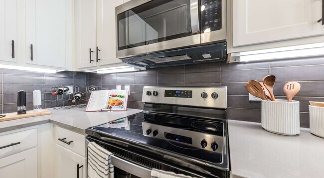 Foto del edificio - 730 Shady Ln