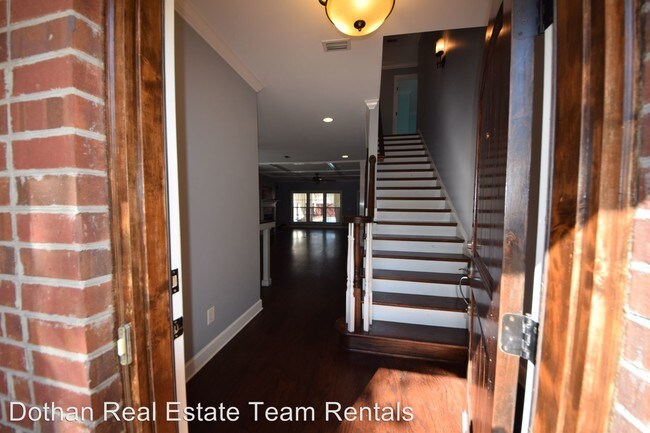 Building Photo - 3 br, 2.5 bath House - 208 Kelso Lane