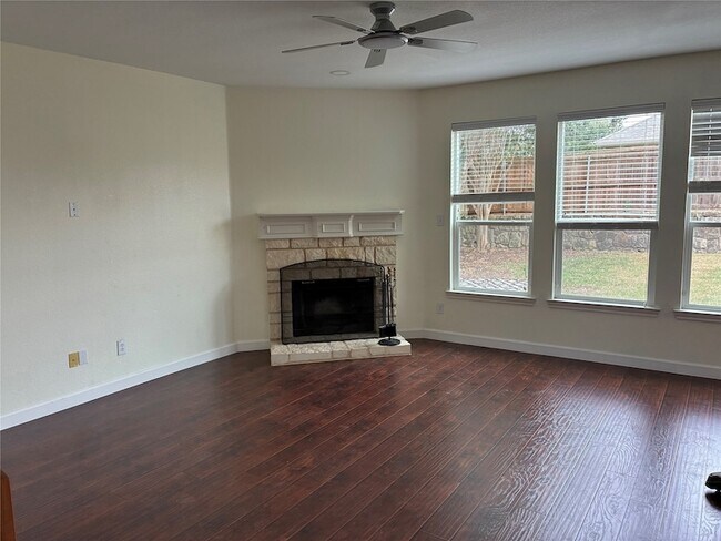 Building Photo - 607 Tuskegee Dr