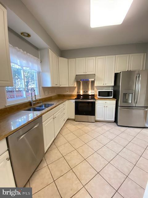 Foto del edificio - 8118 Madrillon Springs Ln