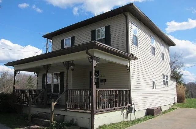 Building Photo - 601 Ivy St