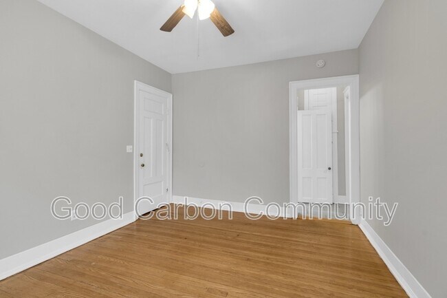 Foto del edificio - 77 Richmond Ave