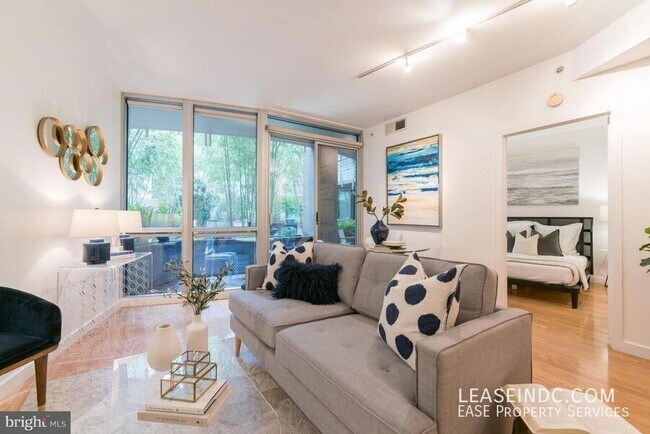 Foto del edificio - 1300 13th St NW