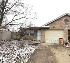 Building Photo - 983 Pom Ct