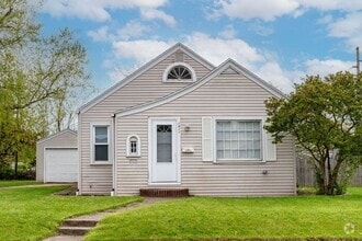 Building Photo - 1011 E Battell St