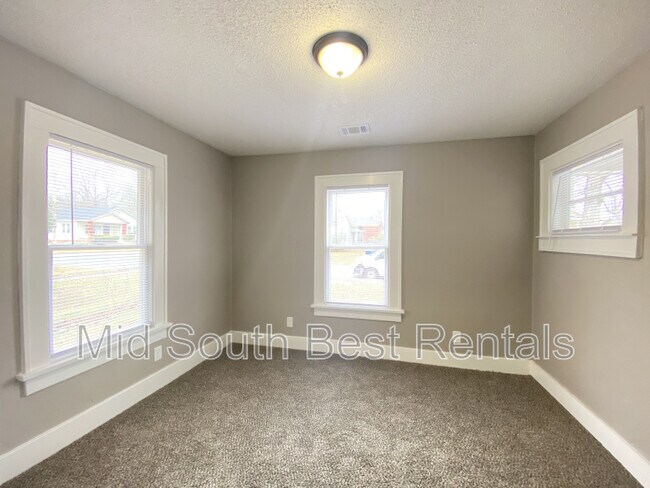 Foto del edificio - 1316 W 12th St