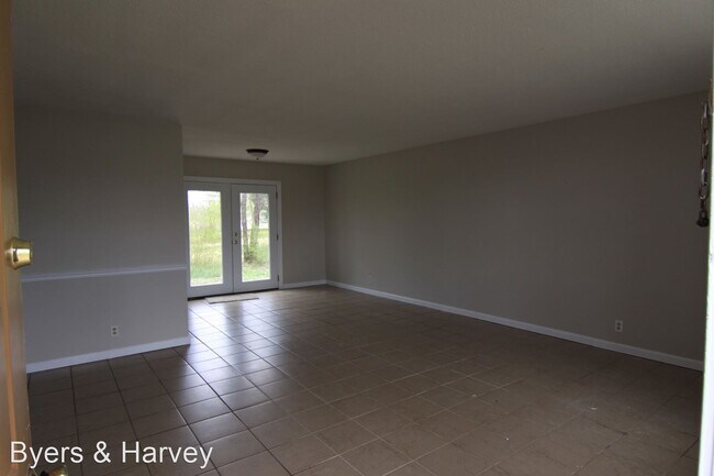 Building Photo - 3 br, 2 bath House - 290 Cunningham Lane