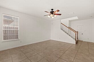 Building Photo - 21226 Springbrook Hollow Ct