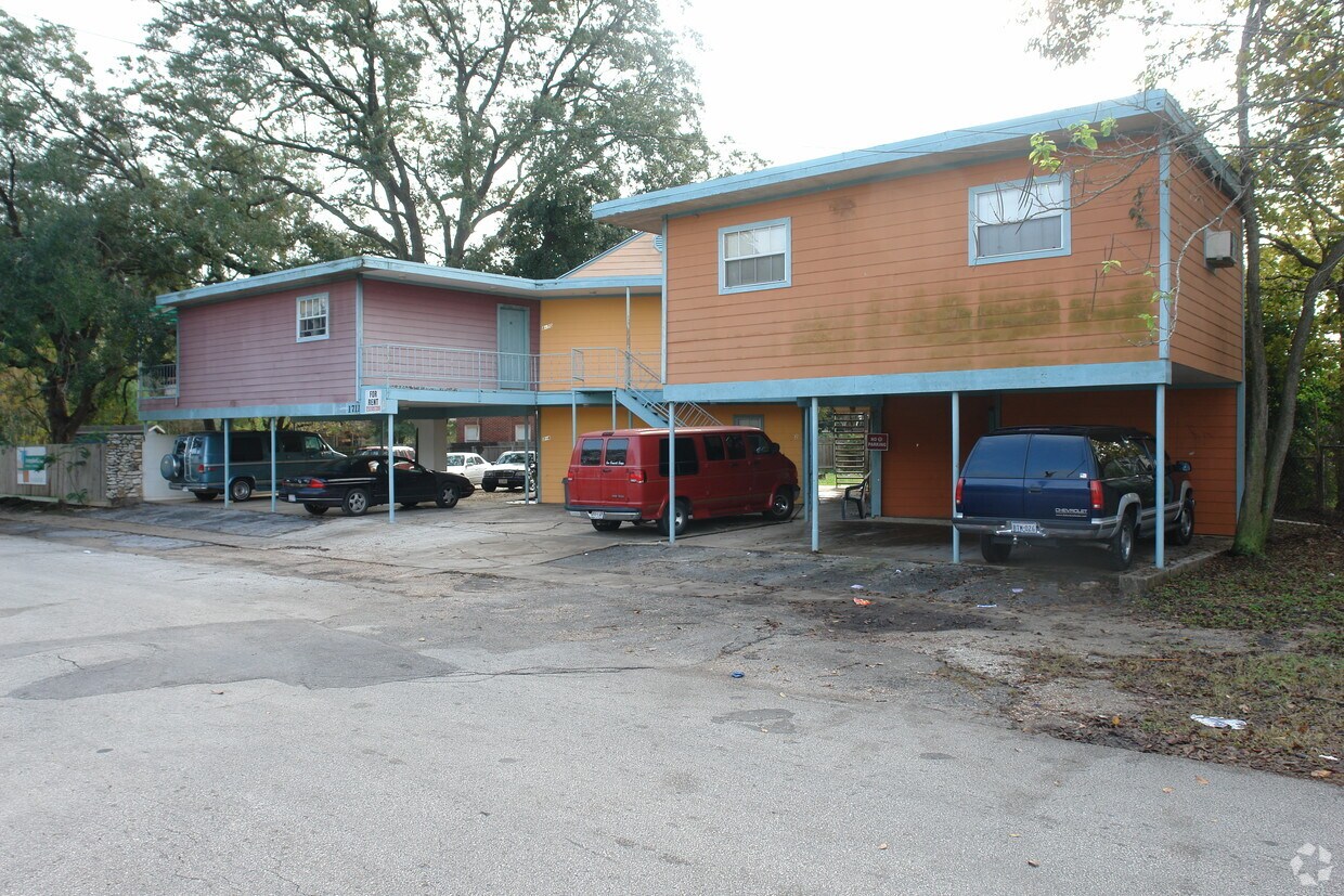Building Photo - 1711 FOURCADE St