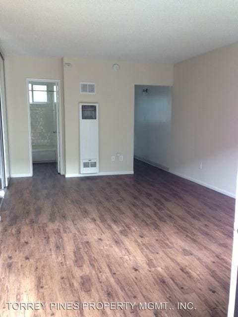 Building Photo - 1327 Pacific Beach Dr