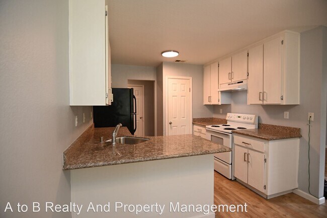 Building Photo - 3 br, 2 bath House - 2583 Gimelli Way #74