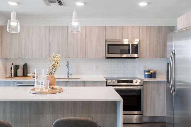 Foto del edificio - 1600 NW N River Dr