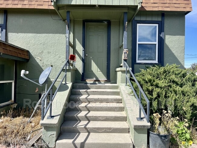 Building Photo - 641 Cedar St