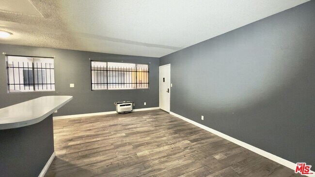 Foto del edificio - 837 S Ardmore Ave