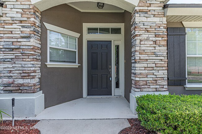 Building Photo - 2141 Stone Creek Dr