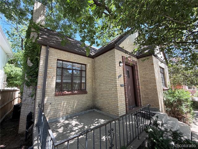 Building Photo - 340 S Franklin St