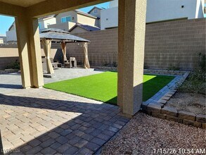 Building Photo - 2924 Gaffer Film St