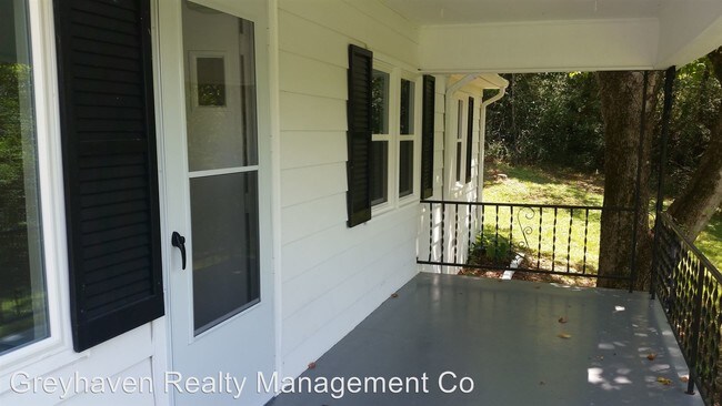 Foto del edificio - 3 br, 1 bath House - 5854 Grubb Road