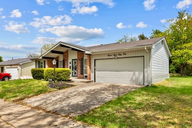 Building Photo - 12854 Fox Haven Dr