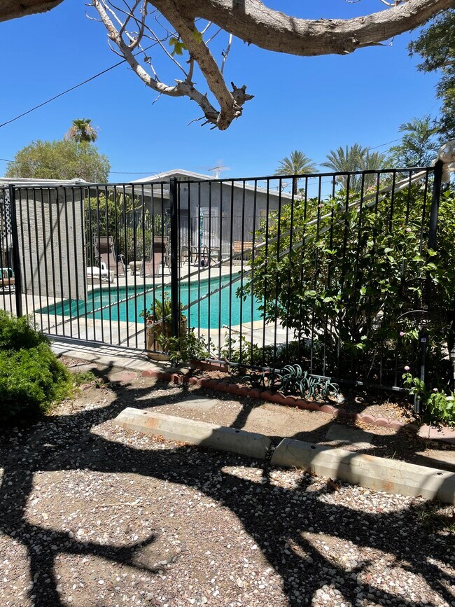 Foto del edificio - 68080 Durango Rd