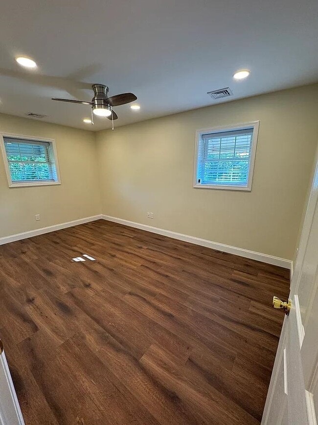 Building Photo - 79 Towers St