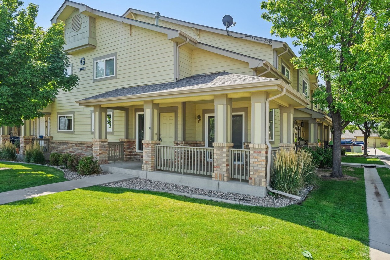 Primary Photo - 2621 Rigden Pkwy