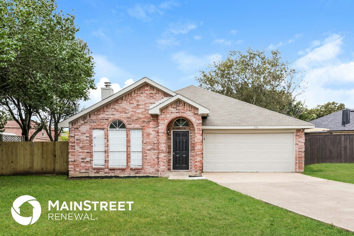 Foto principal - 204 Meadowbrooke Dr