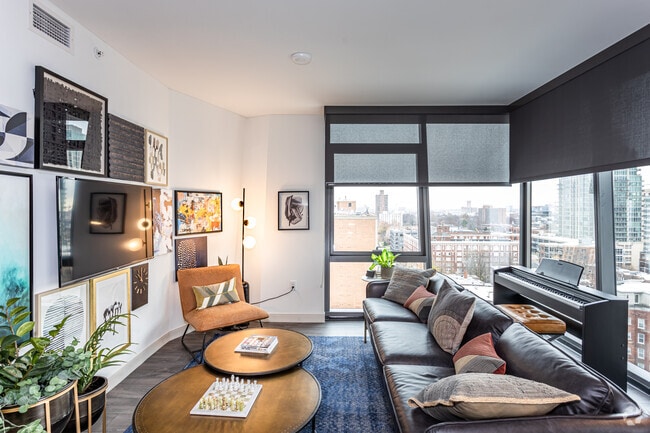 1BR, 1BA - 982 SF - One Hundred Above the Park Apartments