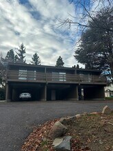 Building Photo - 774 W Oregon Ave