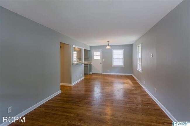 Foto del edificio - 2 br, 1 bath House - 212 White Street