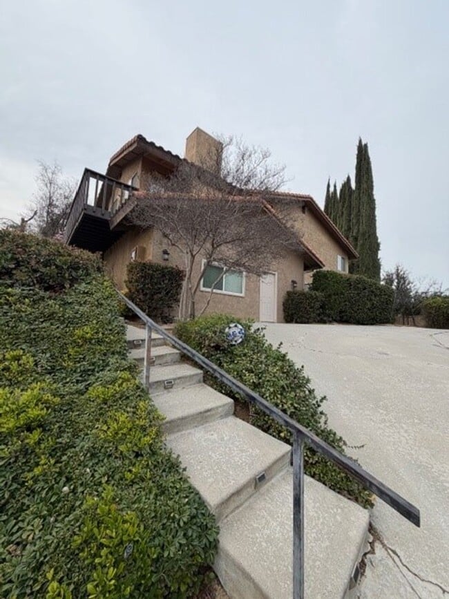 Building Photo - 3428 Eastview Ct