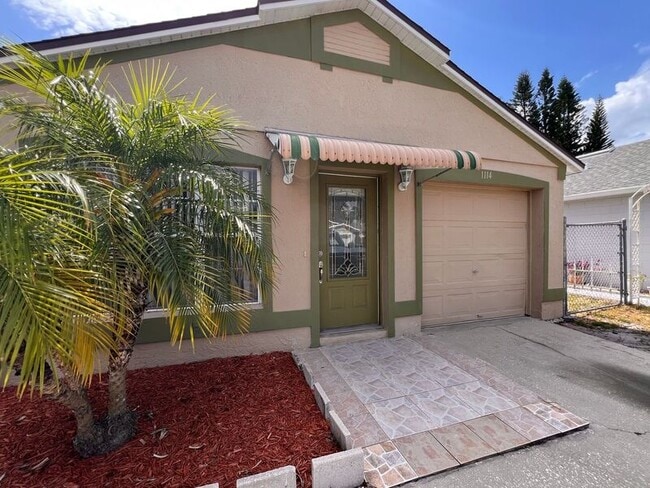 Building Photo - 1114 Shoshanna Dr