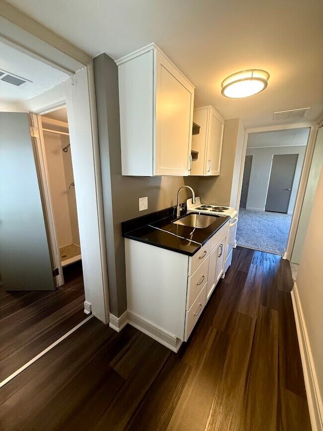 Foto del edificio - 120 36th St NE