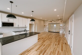 Building Photo - 432-434 Lackawanna Ave