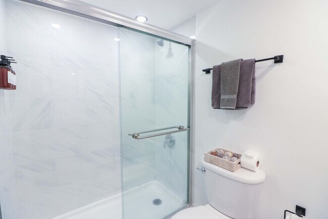 Foto del edificio - 1 SE 12th St