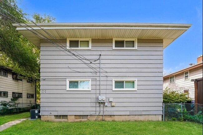 Foto del edificio - 5678 N 61st St